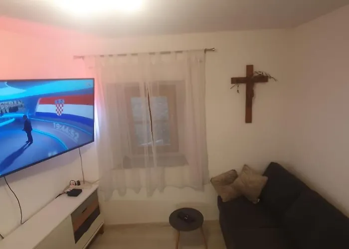 Guest house Adriana Downtown 3*